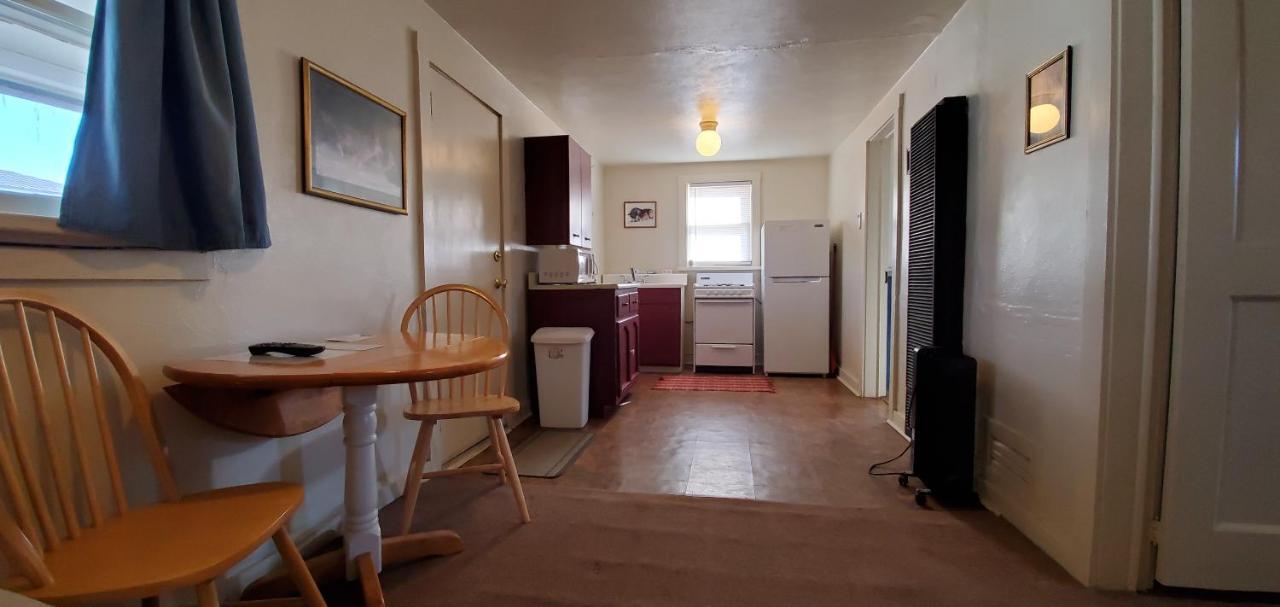 Hikers Cimarron Inn & Rv Park Exterior photo
