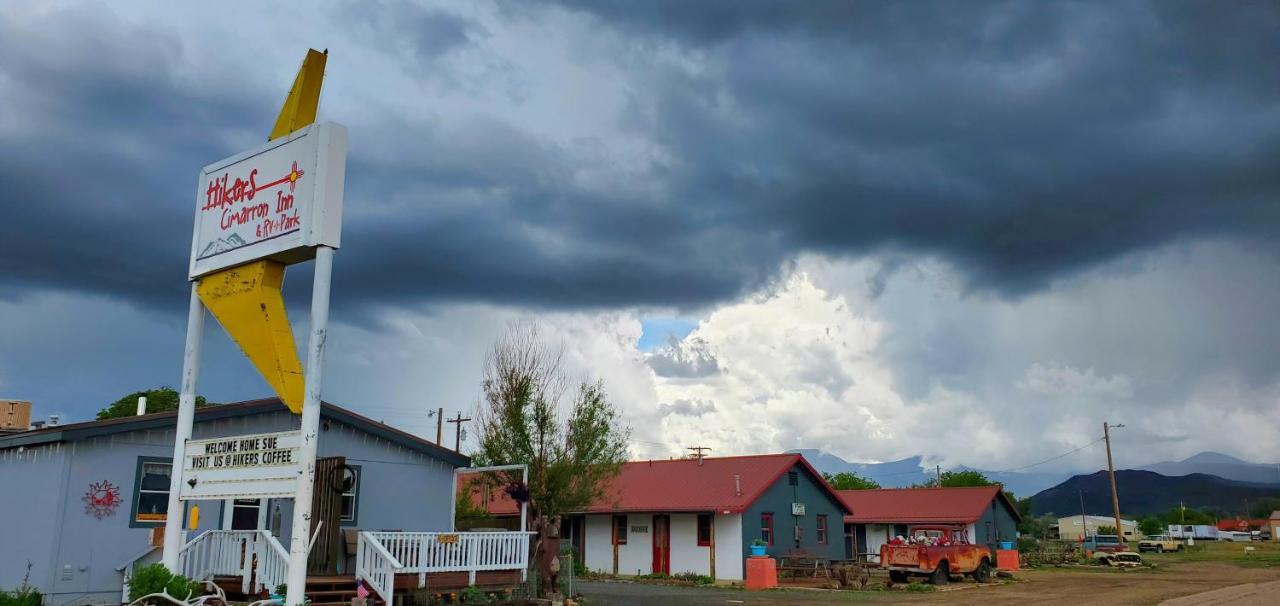 Hikers Cimarron Inn & Rv Park Exterior photo