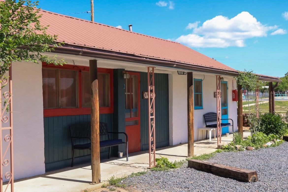 Hikers Cimarron Inn & Rv Park Exterior photo